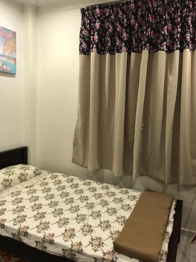 Homestay Dayani Musleem ポートディクソン エクステリア 写真